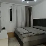 White Lounge Haustor Apartment *