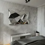 White Lounge Haustor *