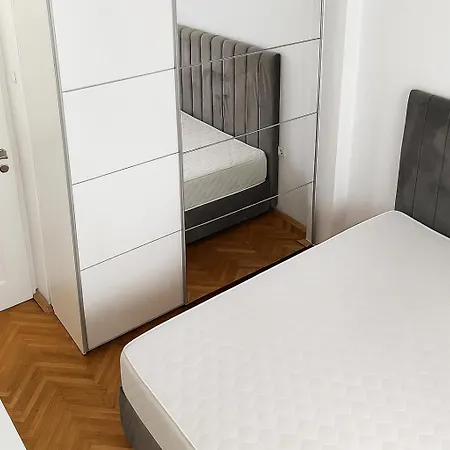 Apartment White Lounge Haustor Podgorica