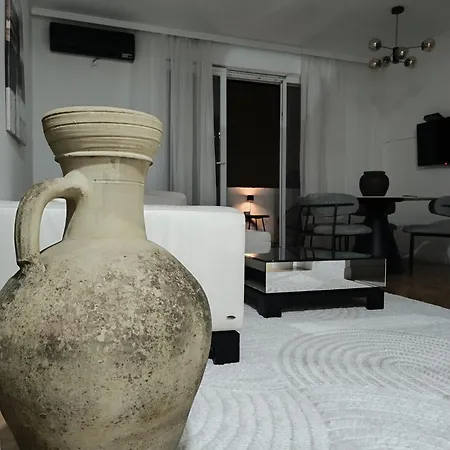 Apartment White Lounge Haustor Podgorica