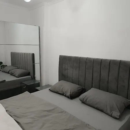 Apartment White Lounge Haustor