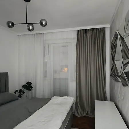 White Lounge Haustor