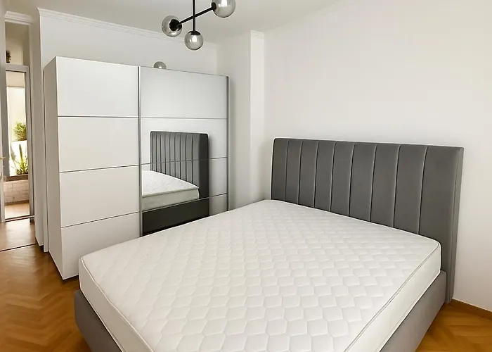 White Lounge Haustor Apartman *